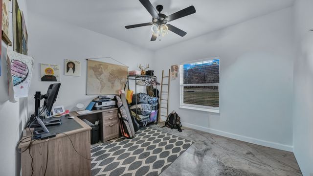 212 Amanda Drive, Weatherford, TX 76088