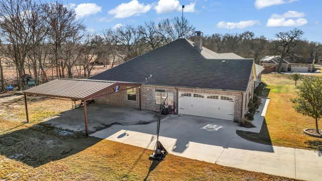 212 Amanda Drive, Weatherford, TX 76088