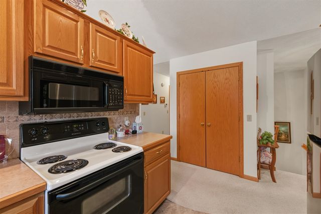 3590 Brook Point Drive, Hamilton, MI 49419