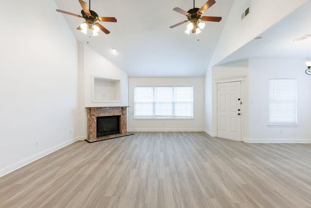 5908 95th Street, Lubbock, TX 79424