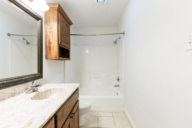 5908 95th Street, Lubbock, TX 79424