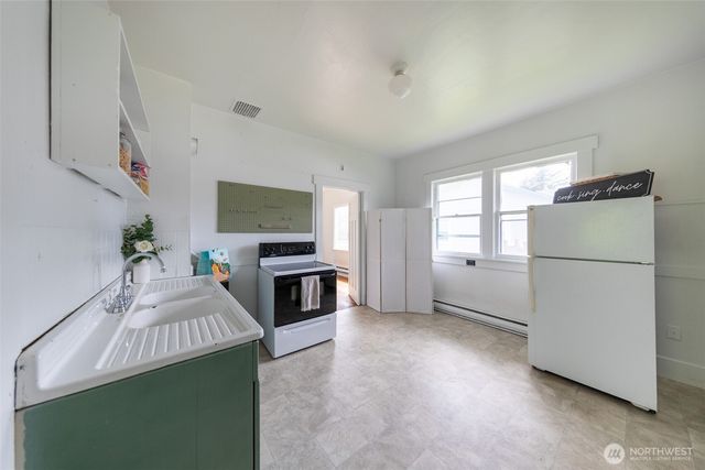 7911 276th Street NW, Stanwood, WA 98292