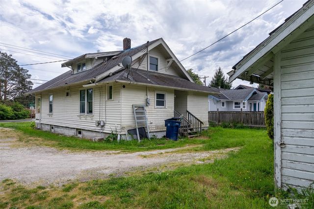 7911 276th Street NW, Stanwood, WA 98292