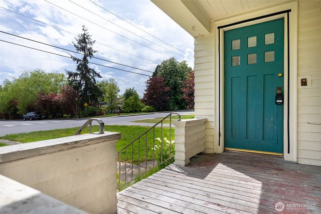 7911 276th Street NW, Stanwood, WA 98292