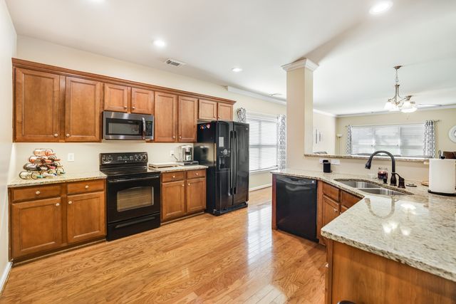 5239 New John Hagar Rd, Hermitage, TN 37076