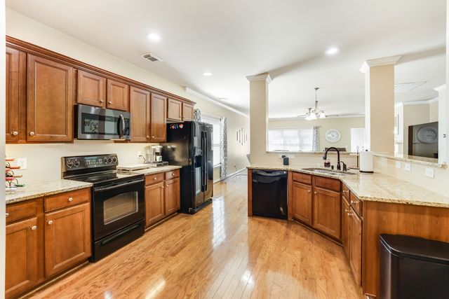 5239 New John Hagar Rd, Hermitage, TN 37076