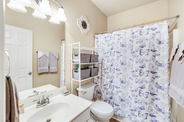 5239 New John Hagar Rd, Hermitage, TN 37076
