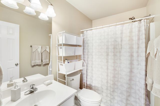 5239 New John Hagar Rd, Hermitage, TN 37076