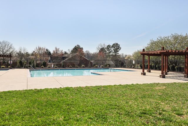 5239 New John Hagar Rd, Hermitage, TN 37076