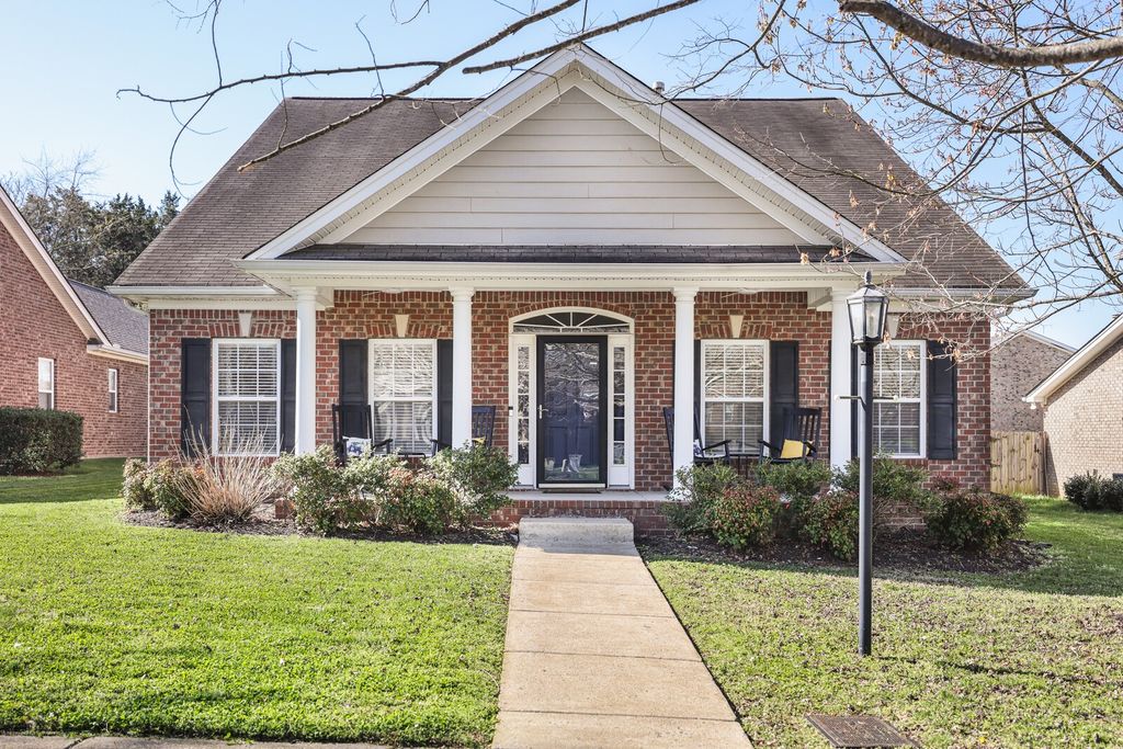 5239 New John Hagar Rd, Hermitage, TN 37076