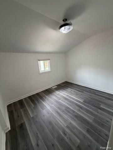 2409 N Vernon Avenue, Flint, MI 48506