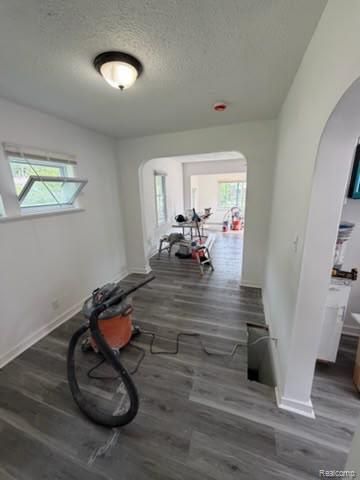 2409 N Vernon Avenue, Flint, MI 48506