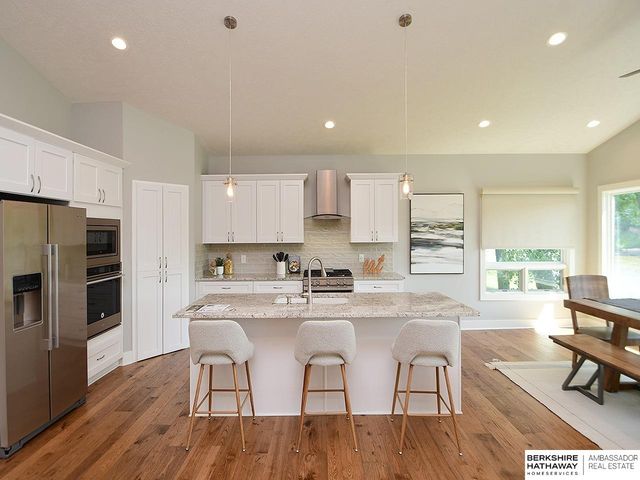 621 Riverside Drive, Waterloo, NE 68069