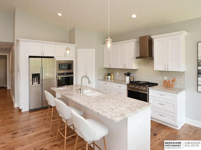 621 Riverside Drive, Waterloo, NE 68069