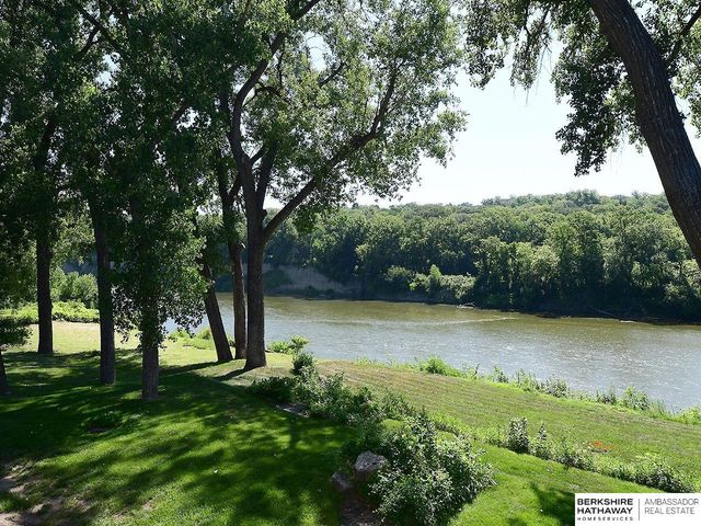 621 Riverside Drive, Waterloo, NE 68069
