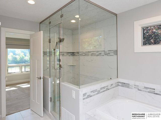 621 Riverside Drive, Waterloo, NE 68069