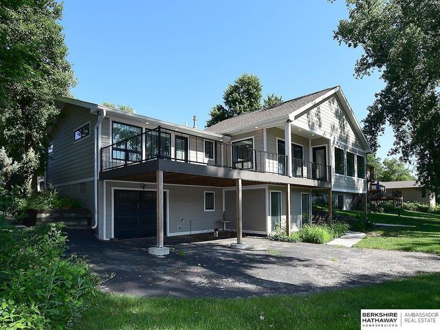 621 Riverside Drive, Waterloo, NE 68069