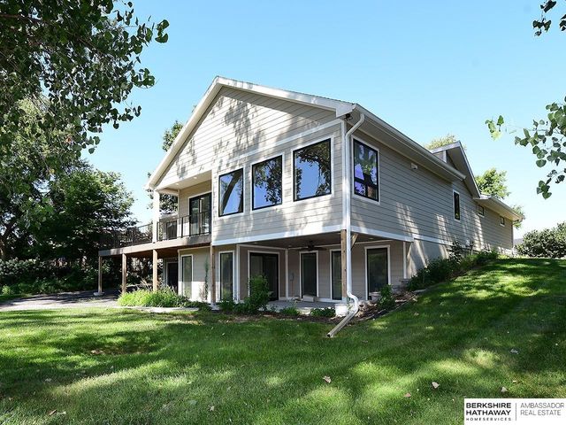 621 Riverside Drive, Waterloo, NE 68069