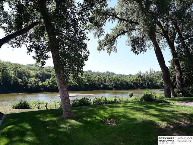 621 Riverside Drive, Waterloo, NE 68069