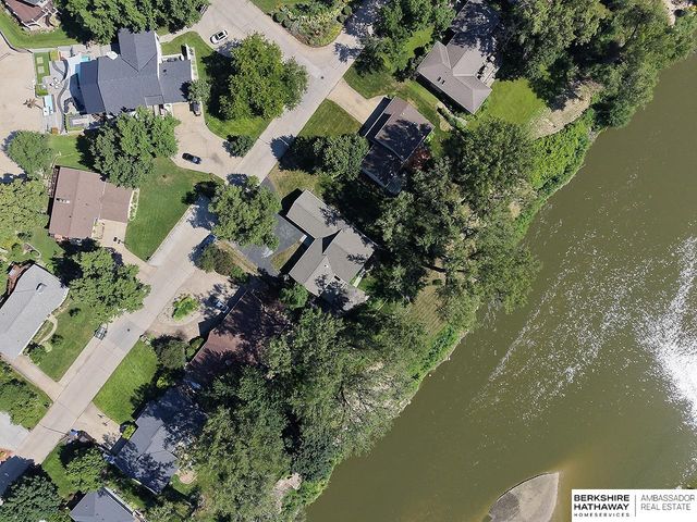621 Riverside Drive, Waterloo, NE 68069