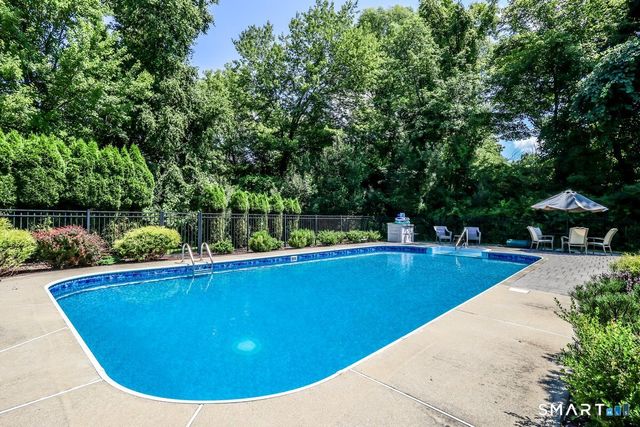 12 Mountain View Avenue, New Milford, CT 06776