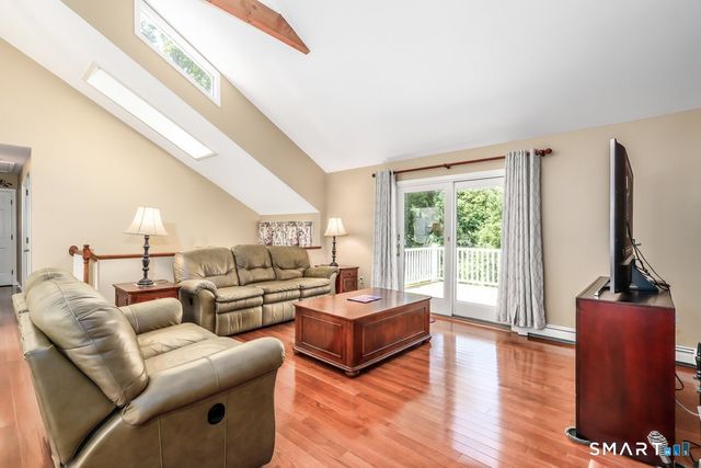 12 Mountain View Avenue, New Milford, CT 06776