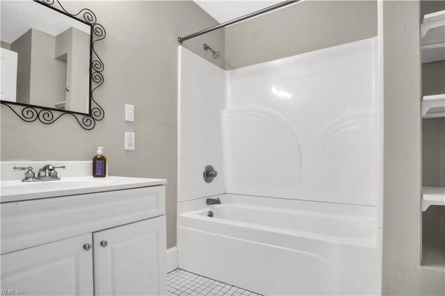 252 Constitution AVE, Portsmouth, VA 23704