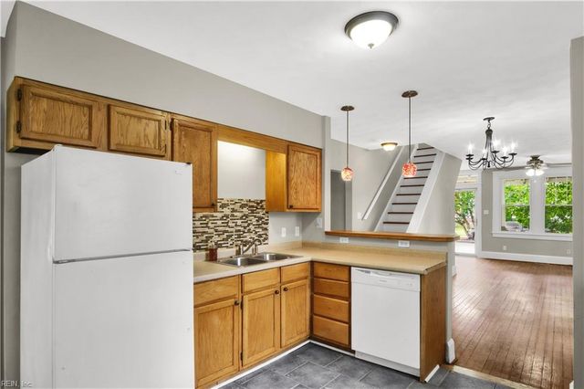 252 Constitution AVE, Portsmouth, VA 23704