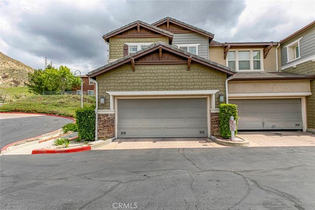 16652 Nicklaus Drive 94, Rancho Cascades, CA 91342