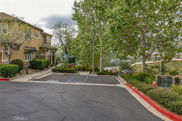 16652 Nicklaus Drive 94, Rancho Cascades, CA 91342