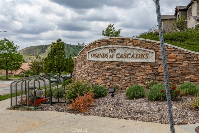 16652 Nicklaus Drive 94, Rancho Cascades, CA 91342