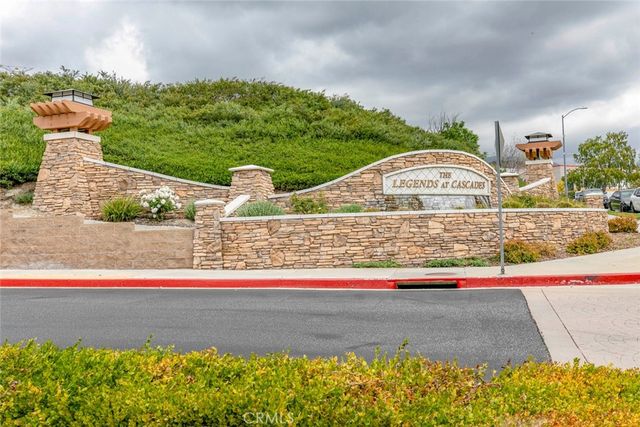 16652 Nicklaus Drive 94, Rancho Cascades, CA 91342