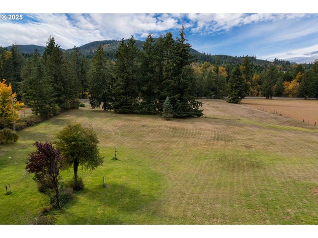 76377 MOSBY CREEK Rd, Cottage Grove, OR 97424