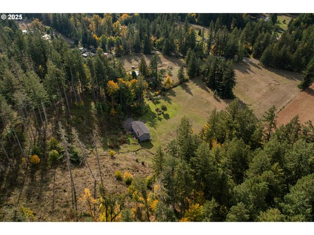 76377 MOSBY CREEK Rd, Cottage Grove, OR 97424