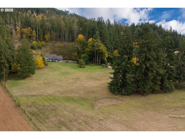 76377 MOSBY CREEK Rd, Cottage Grove, OR 97424