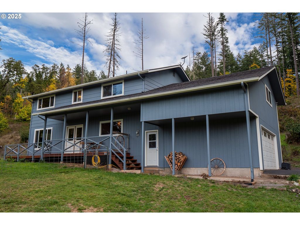 76377 MOSBY CREEK Rd, Cottage Grove, OR 97424