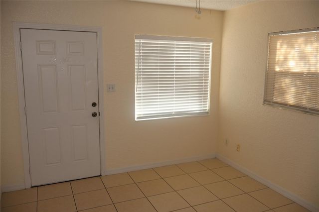 2411 W LEMON STREET B, Tampa, FL 33609