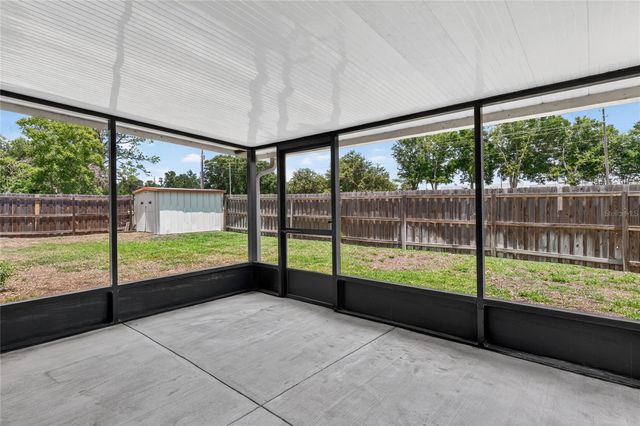 3001 STRATFORD LANE, Mount Dora, FL 32757