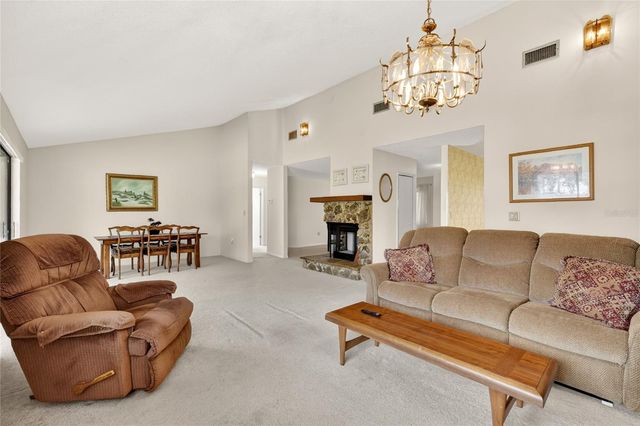 3001 STRATFORD LANE, Mount Dora, FL 32757
