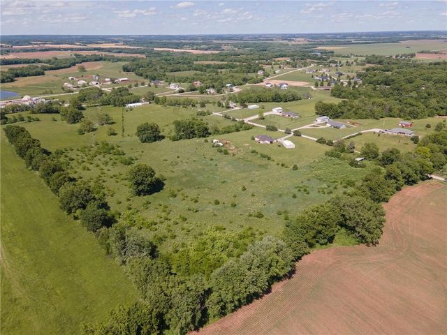 15.2 Hill School Road, Richmond, MO 64085