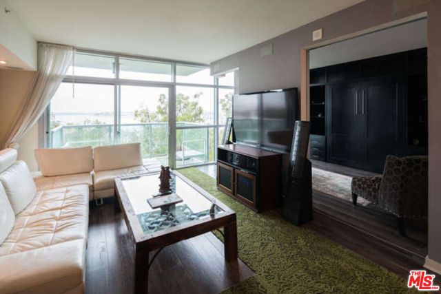 13700 Marina Pointe Drive 703, Marina Del Rey, CA 90292