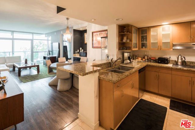13700 Marina Pointe Drive 703, Marina Del Rey, CA 90292