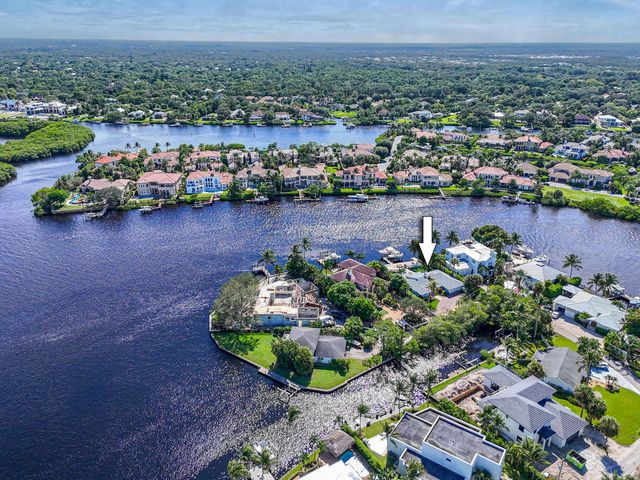 9195 SE Cove Point Street, Jupiter, FL 33469