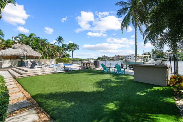 9195 SE Cove Point Street, Jupiter, FL 33469