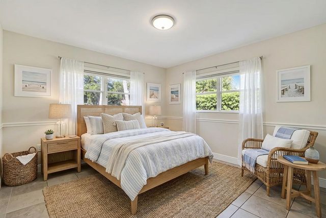 9195 SE Cove Point Street, Jupiter, FL 33469