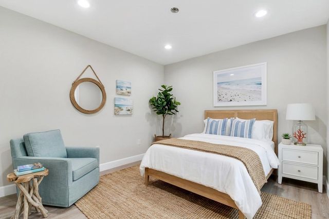 9195 SE Cove Point Street, Jupiter, FL 33469