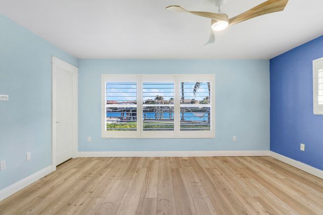 9195 SE Cove Point Street, Jupiter, FL 33469