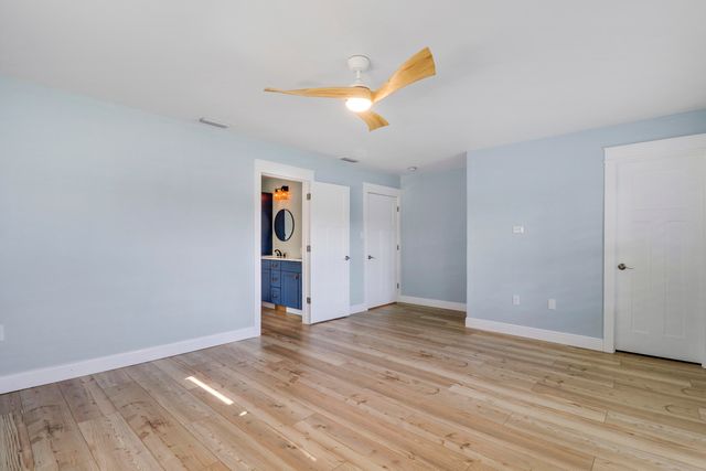 9195 SE Cove Point Street, Jupiter, FL 33469