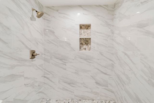 9195 SE Cove Point Street, Jupiter, FL 33469