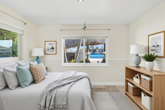 9195 SE Cove Point Street, Jupiter, FL 33469